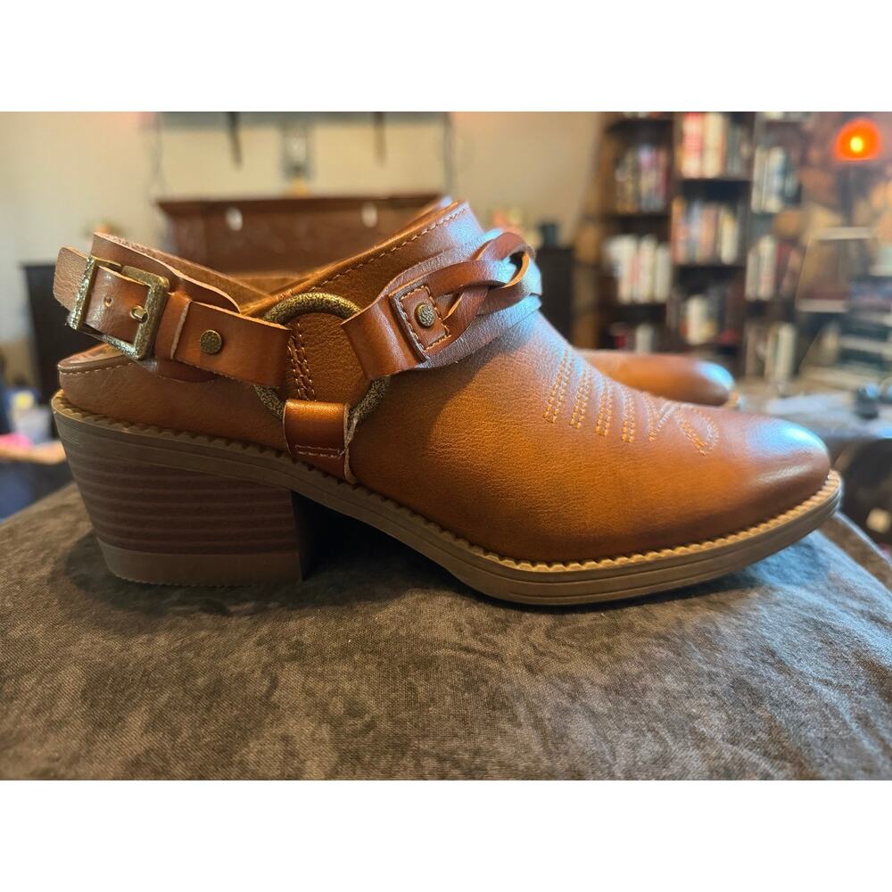 Robin Boots by Blowfish